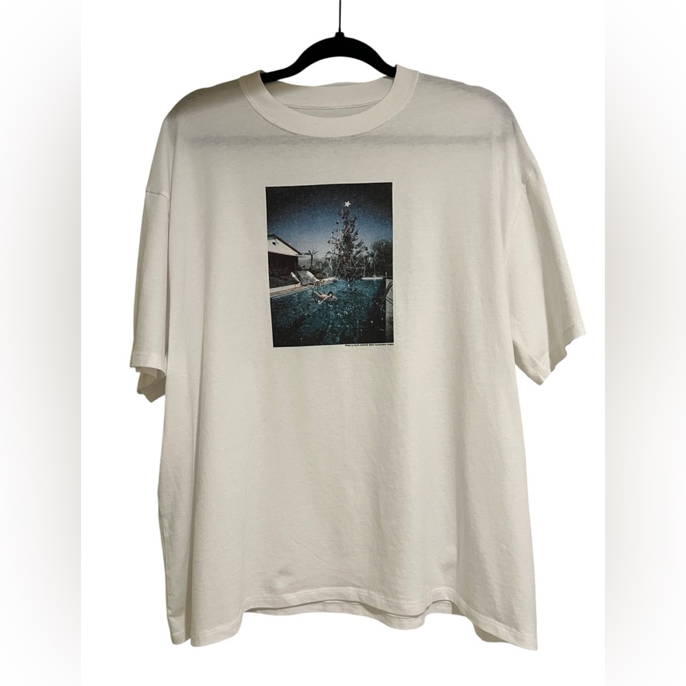 Abercrombie & Fitch Graphic Print White T-Shirt 100% Cotton- Size XL
